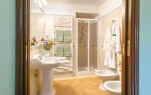 Nuova Olivo Bagno